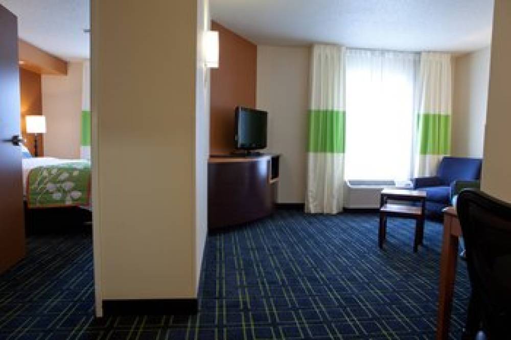 Fairfield Inn And Suites By Marriott Flint Fenton 8