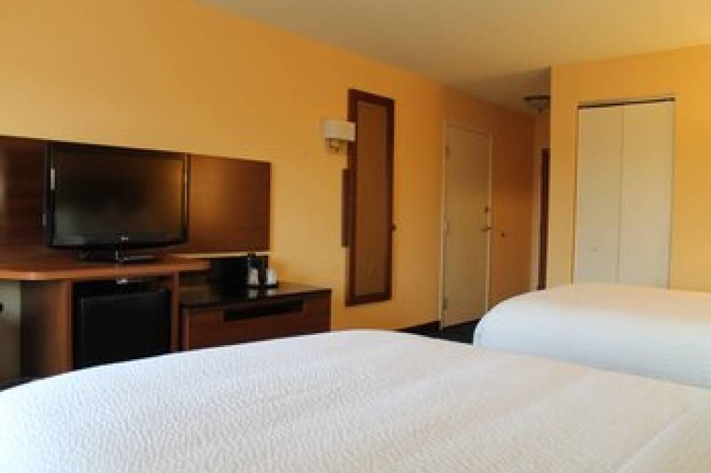 Fairfield Inn And Suites By Marriott Frankfort 3