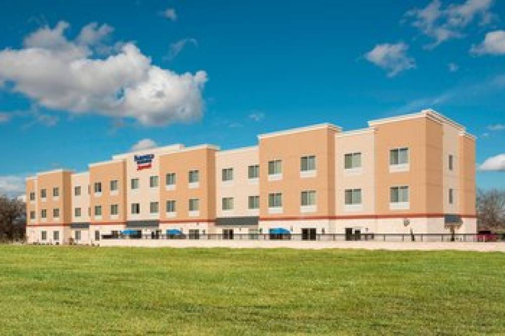 Fairfield Inn And Suites By Marriott Fredericksburg 2