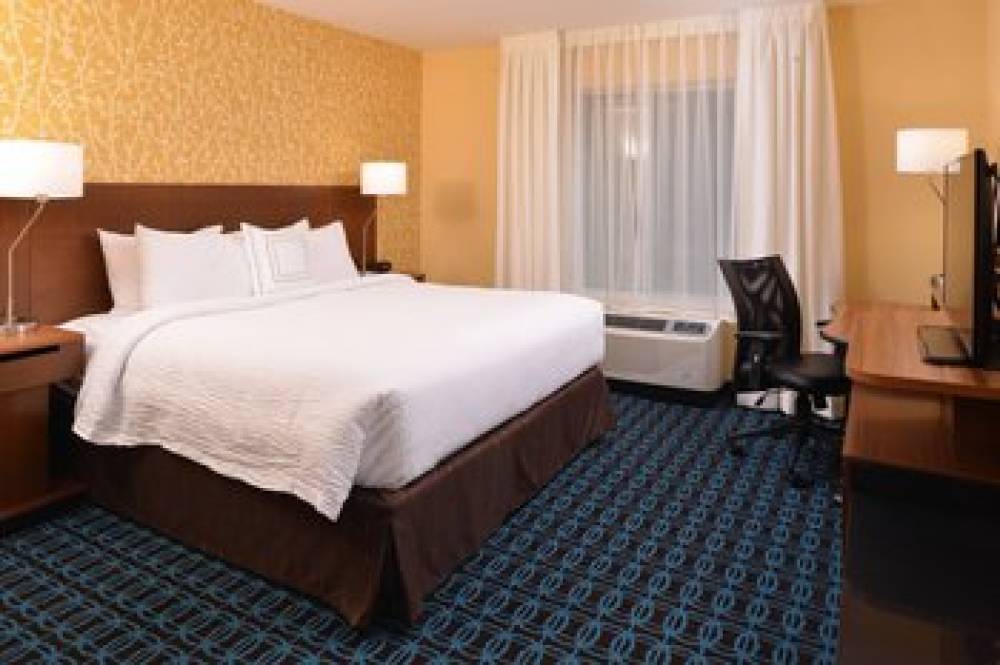 Fairfield Inn And Suites By Marriott Fremont 8