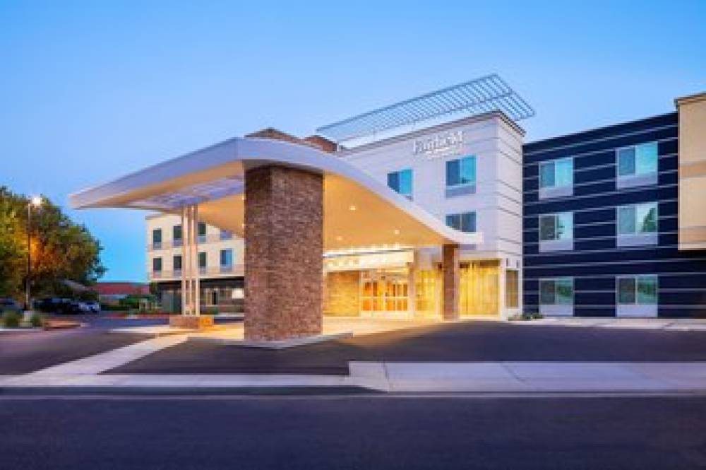 Fairfield Inn And Suites By Marriott Fresno North-Shaw Avenue 1