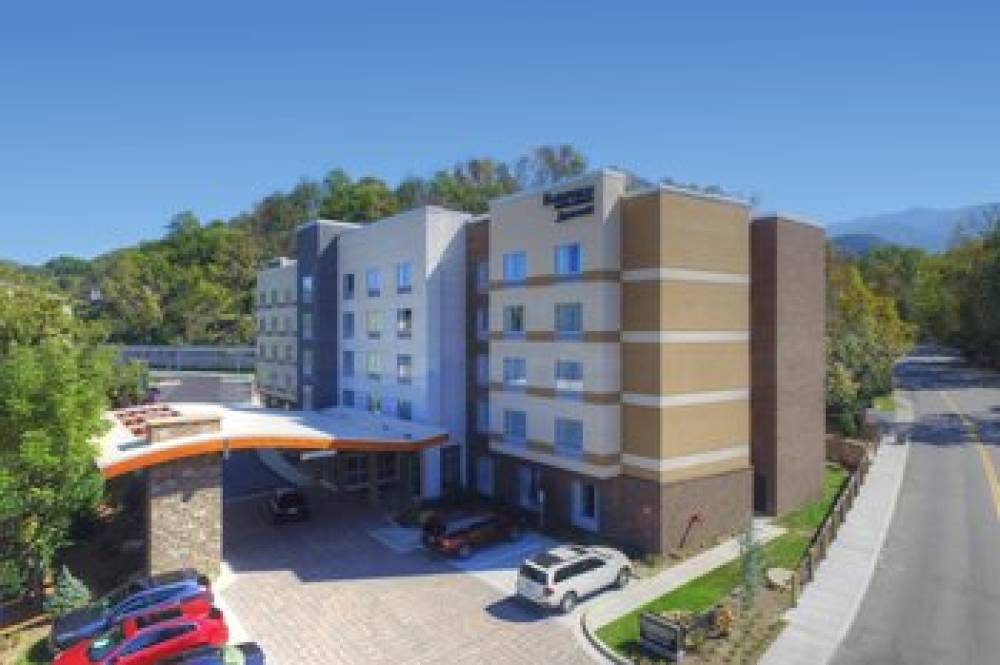 Fairfield Inn And Suites By Marriott Gatlinburg Downtown 2