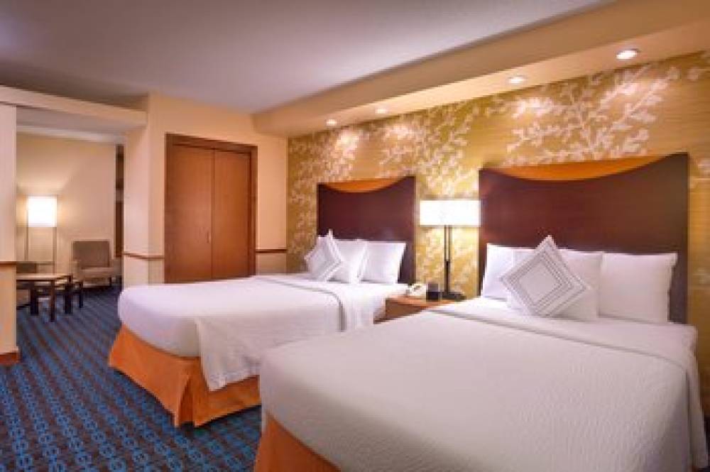 Fairfield Inn And Suites By Marriott Gillette 9