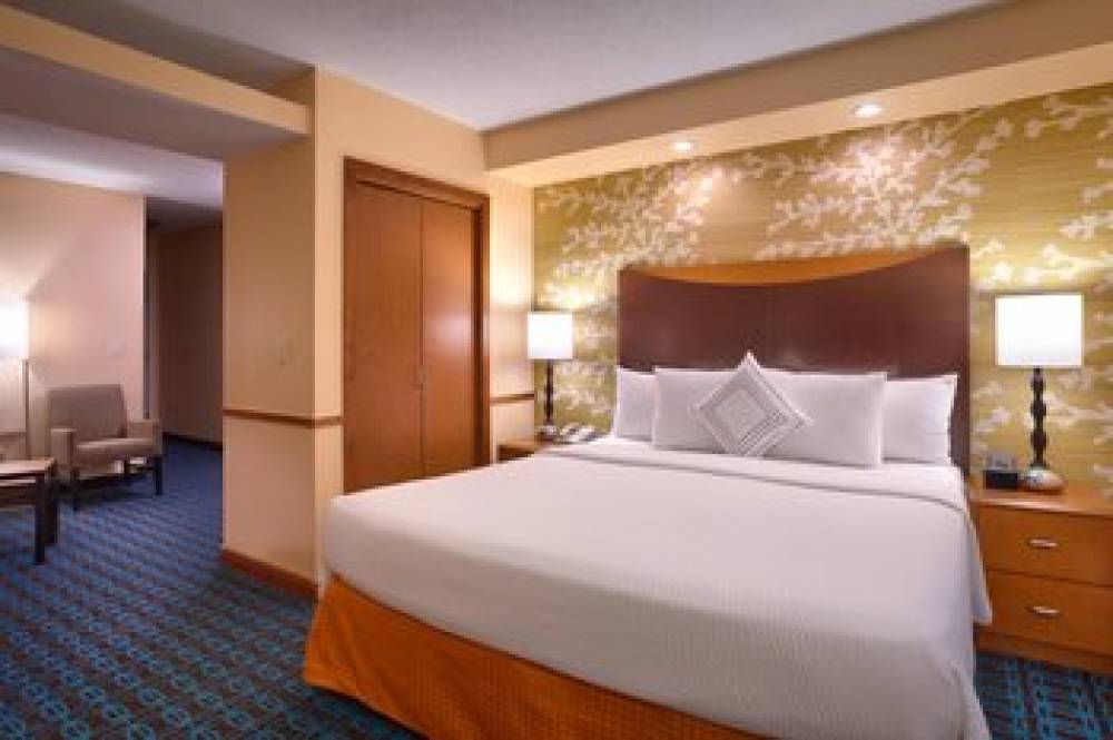 Fairfield Inn And Suites By Marriott Gillette 8