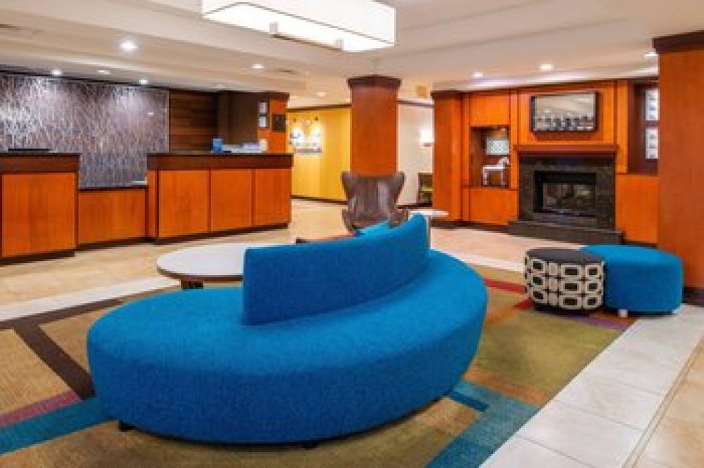 Fairfield Inn And Suites By Marriott Greensboro Wendover 6