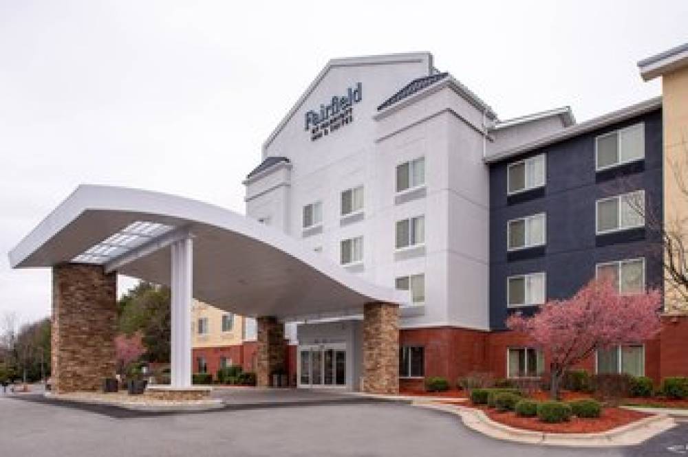 Fairfield Inn And Suites By Marriott Greensboro Wendover