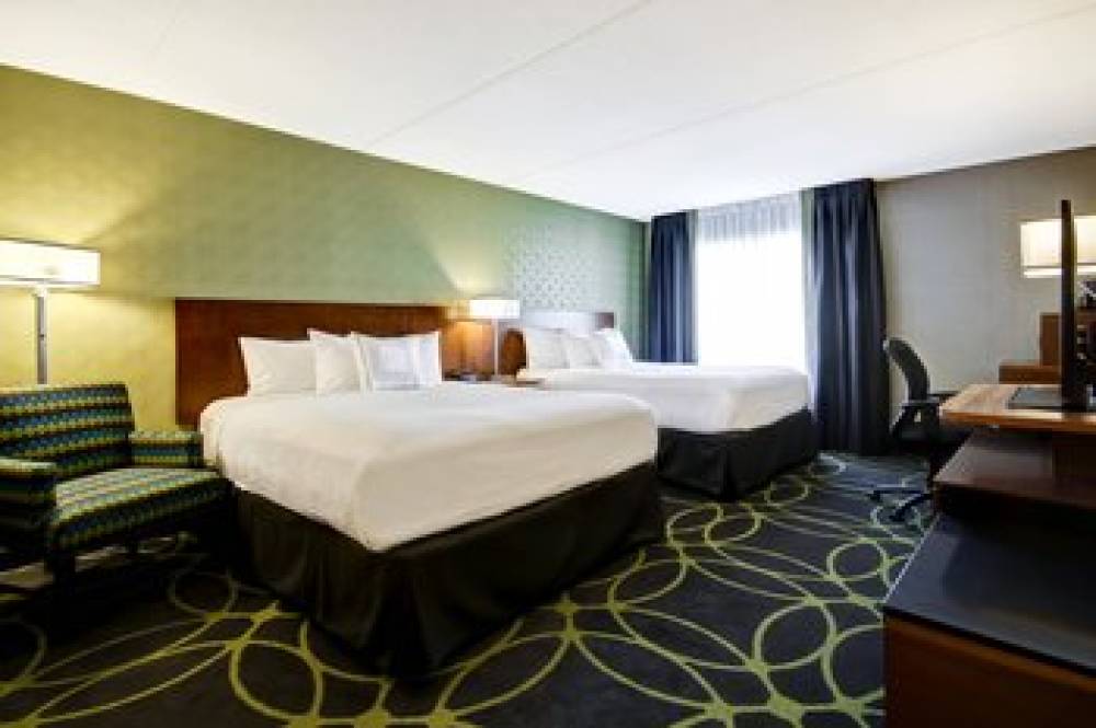 Fairfield Inn And Suites By Marriott Guelph 7