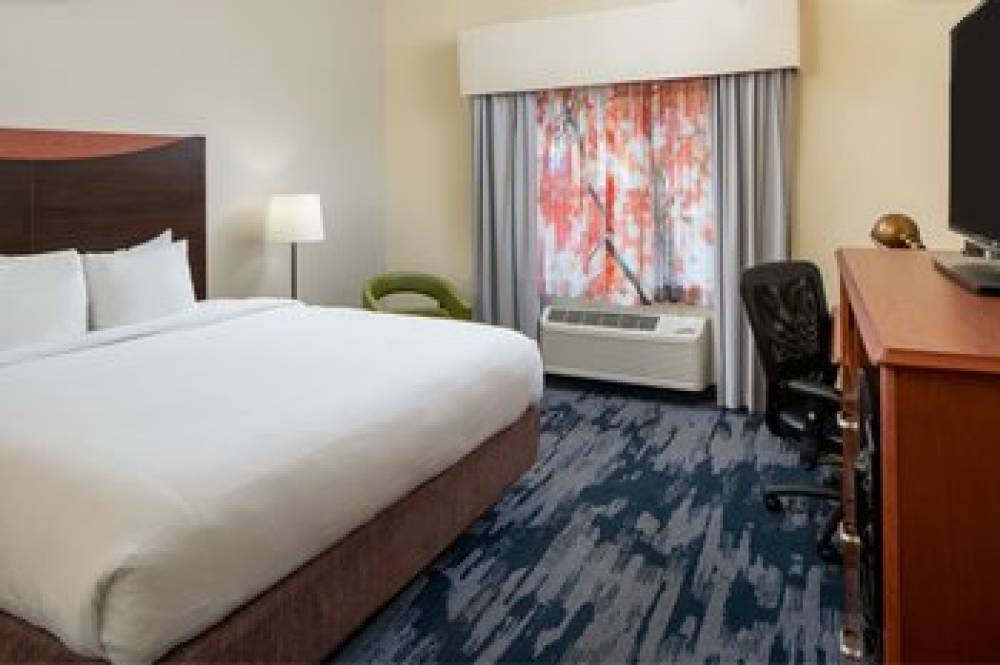 Fairfield Inn And Suites By Marriott Gulfport 5