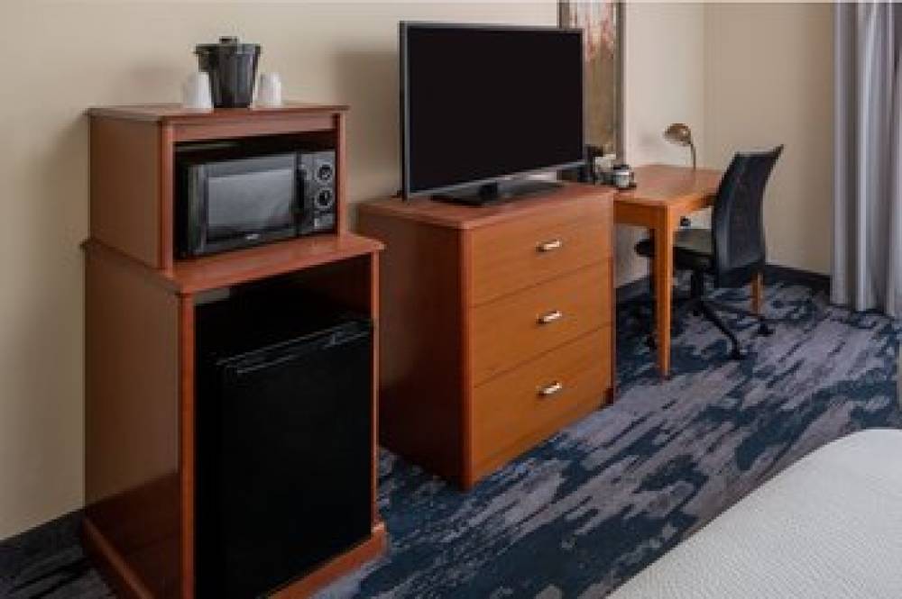 Fairfield Inn And Suites By Marriott Gulfport 7