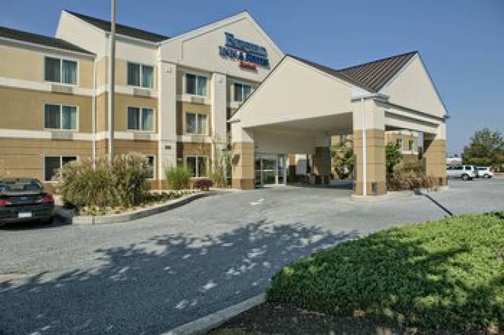 Fairfield Inn And Suites By Marriott Harrisburg Hershey 1