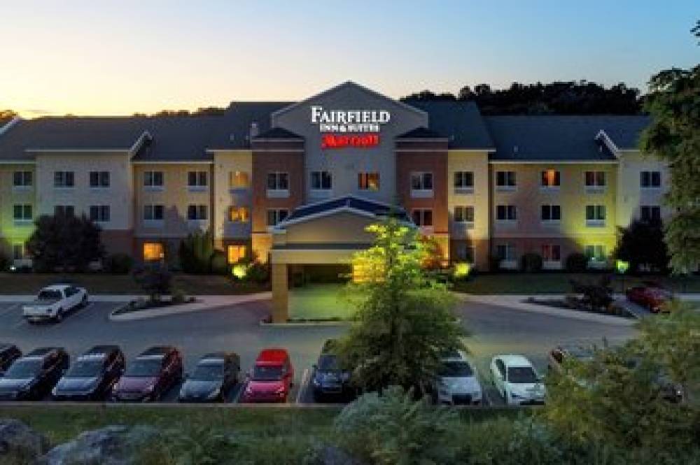 Fairfield Inn And Suites By Marriott Harrisburg West 3