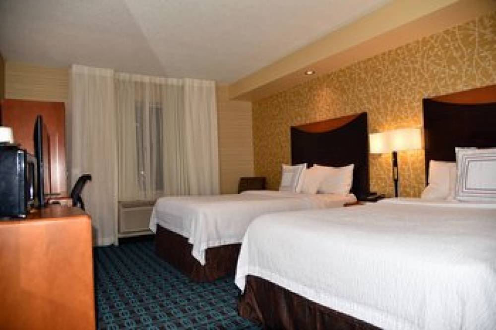 Fairfield Inn And Suites By Marriott Hartford Airport 7