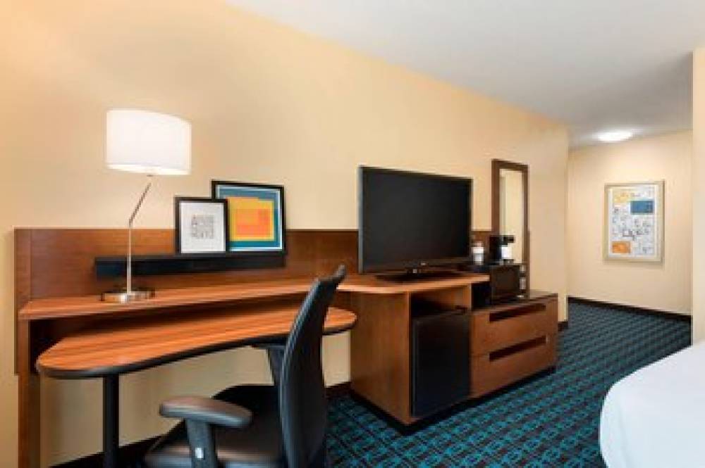 Fairfield Inn And Suites By Marriott Hartford Manchester 10