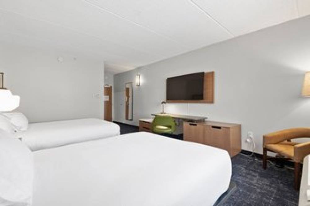 Fairfield Inn And Suites By Marriott Hickory 8