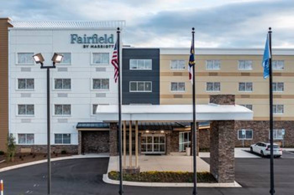 Fairfield Inn And Suites By Marriott Hickory 2