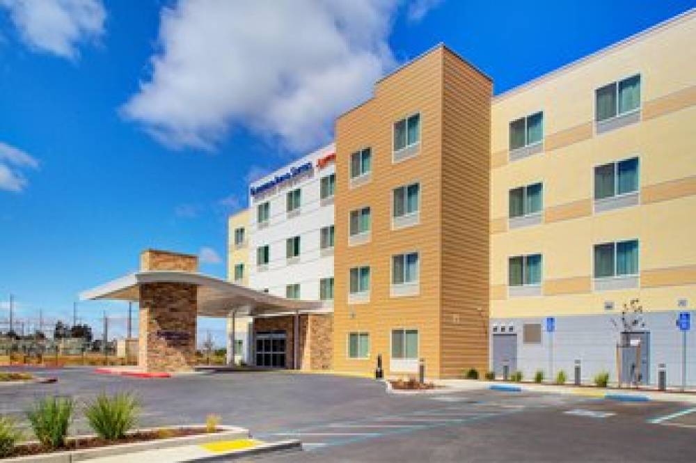 Fairfield Inn And Suites By Marriott Holllister 2