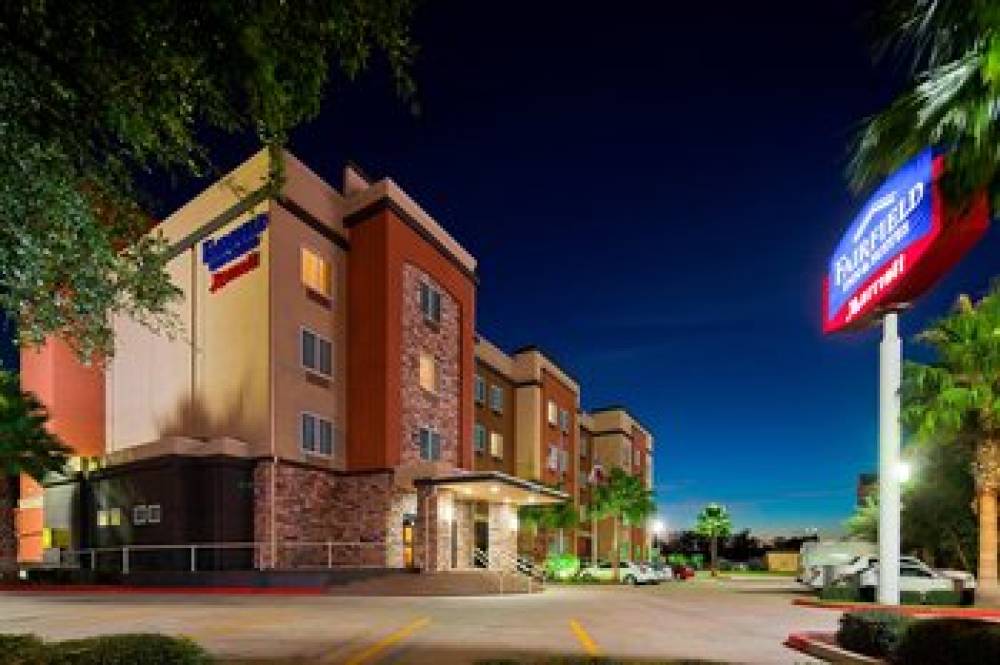 Fairfield Inn And Suites By Marriott Houston Hobby Airport 1