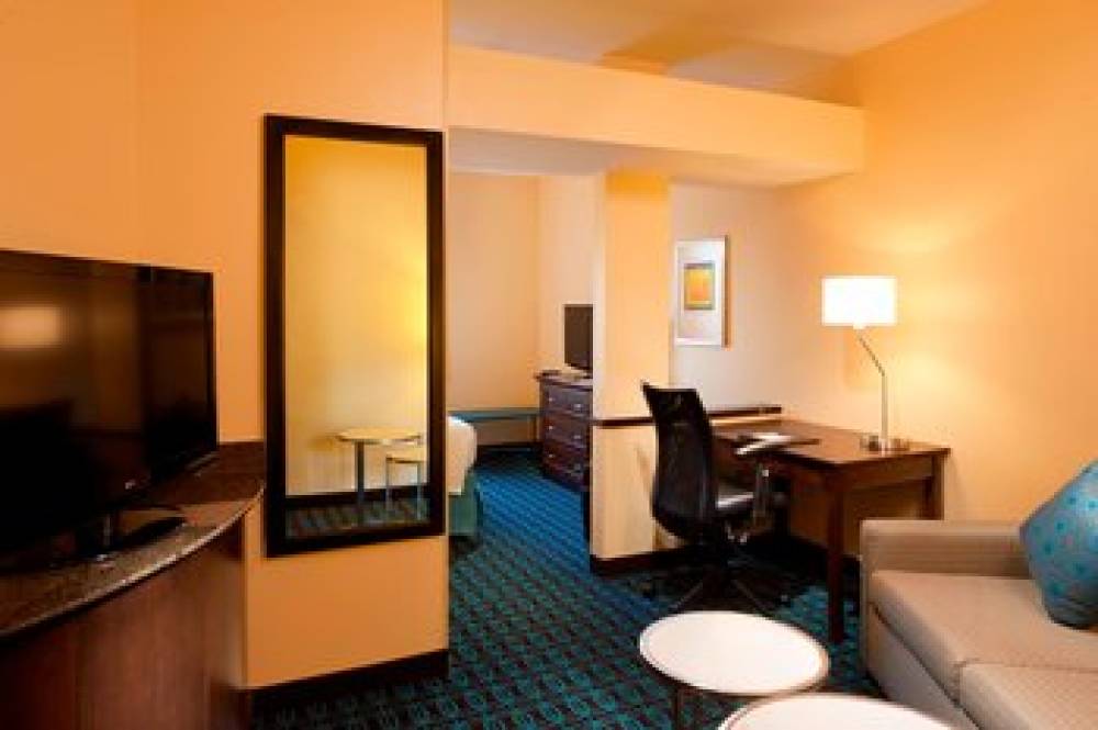 Fairfield Inn And Suites By Marriott Houston Intercontinental Airport 9