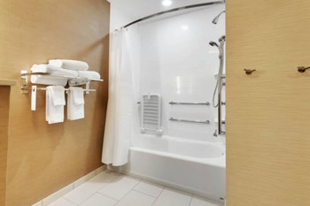 Fairfield Inn And Suites By Marriott Houston Northwest-Willowbrook 7