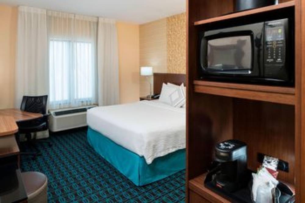 Fairfield Inn And Suites By Marriott Houston Pasadena 9