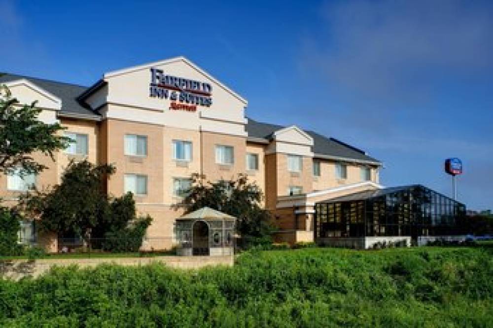 Fairfield Inn And Suites By Marriott Indianapolis East 2