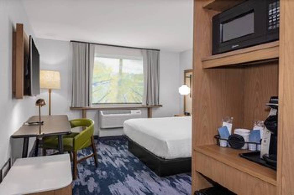 Fairfield Inn And Suites By Marriott Indianapolis Greenfield 6