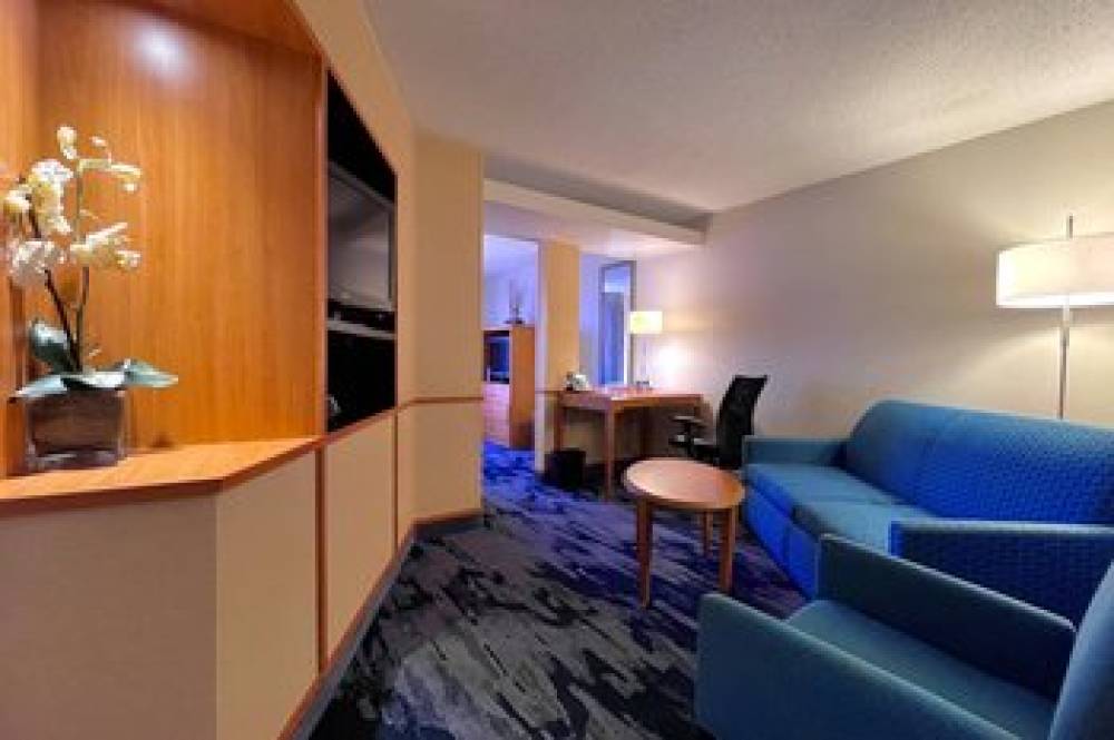 Fairfield Inn And Suites By Marriott Jackson Airport 7