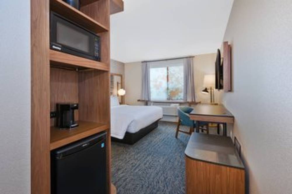 Fairfield Inn And Suites By Marriott Kalamazoo 10