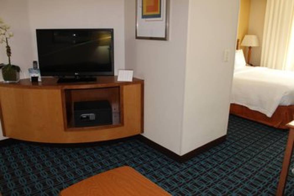 Fairfield Inn And Suites By Marriott Kansas City Liberty 9