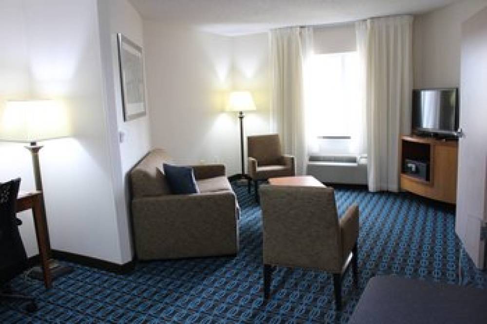 Fairfield Inn And Suites By Marriott Kansas City Liberty 10