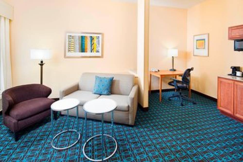 Fairfield Inn And Suites By Marriott Lafayette South 8