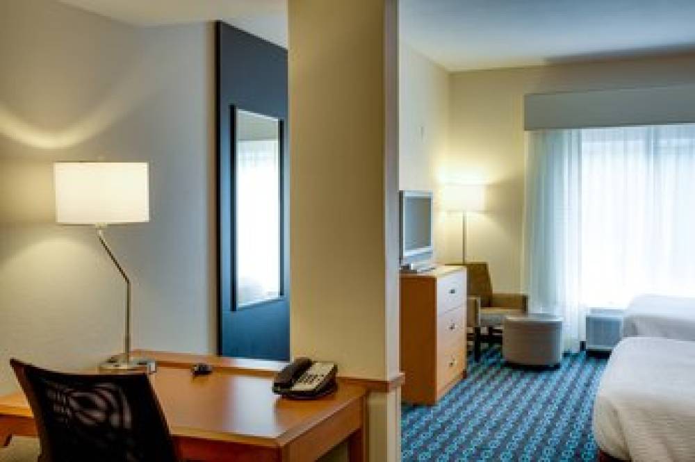 Fairfield Inn And Suites By Marriott Lake City 10