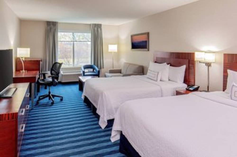 Fairfield Inn And Suites By Marriott Lancaster 4