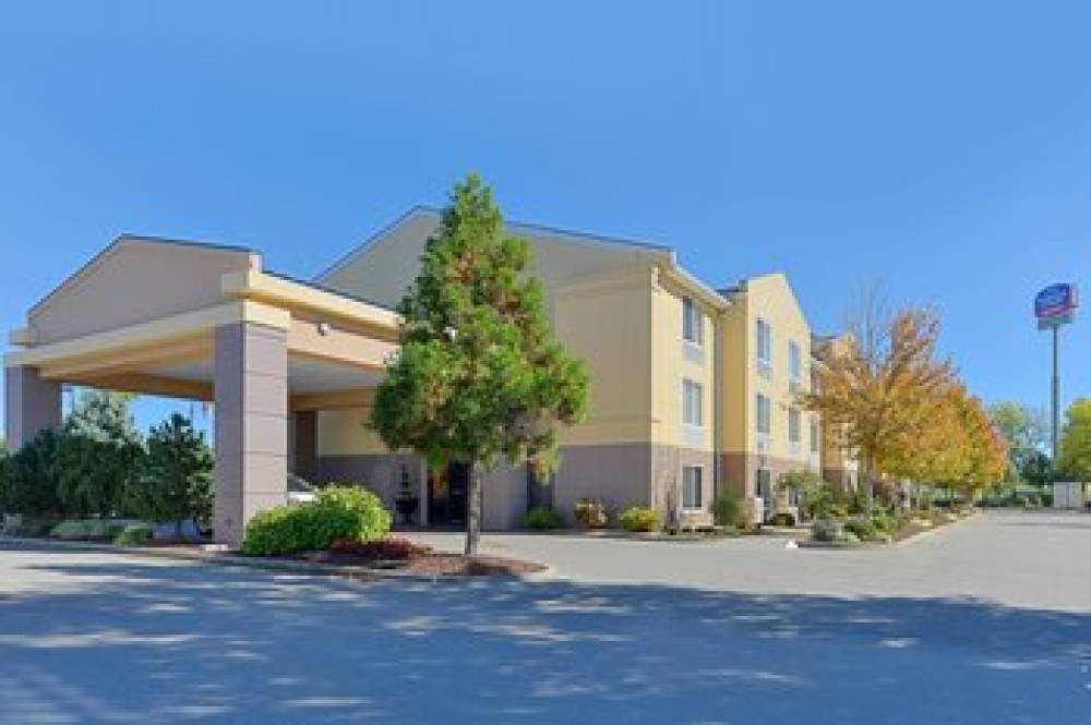 Fairfield Inn And Suites By Marriott Lexington Georgetown College Inn