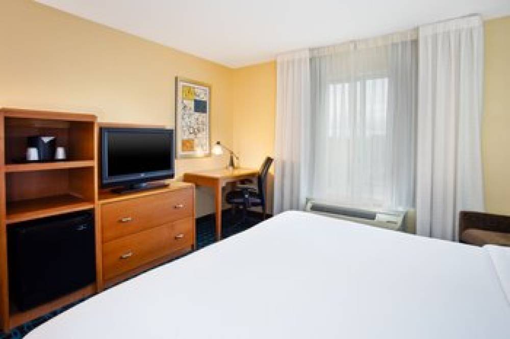 Fairfield Inn And Suites By Marriott Lexington North 10