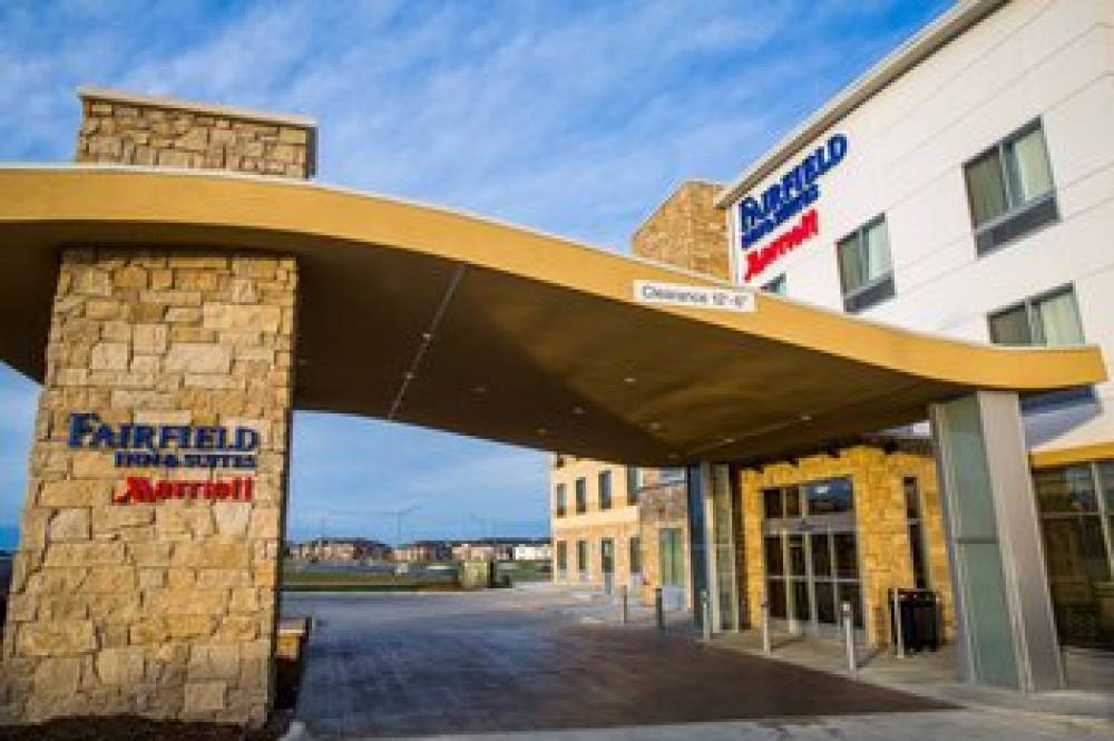 Fairfield Inn And Suites By Marriott Lincoln Southeast