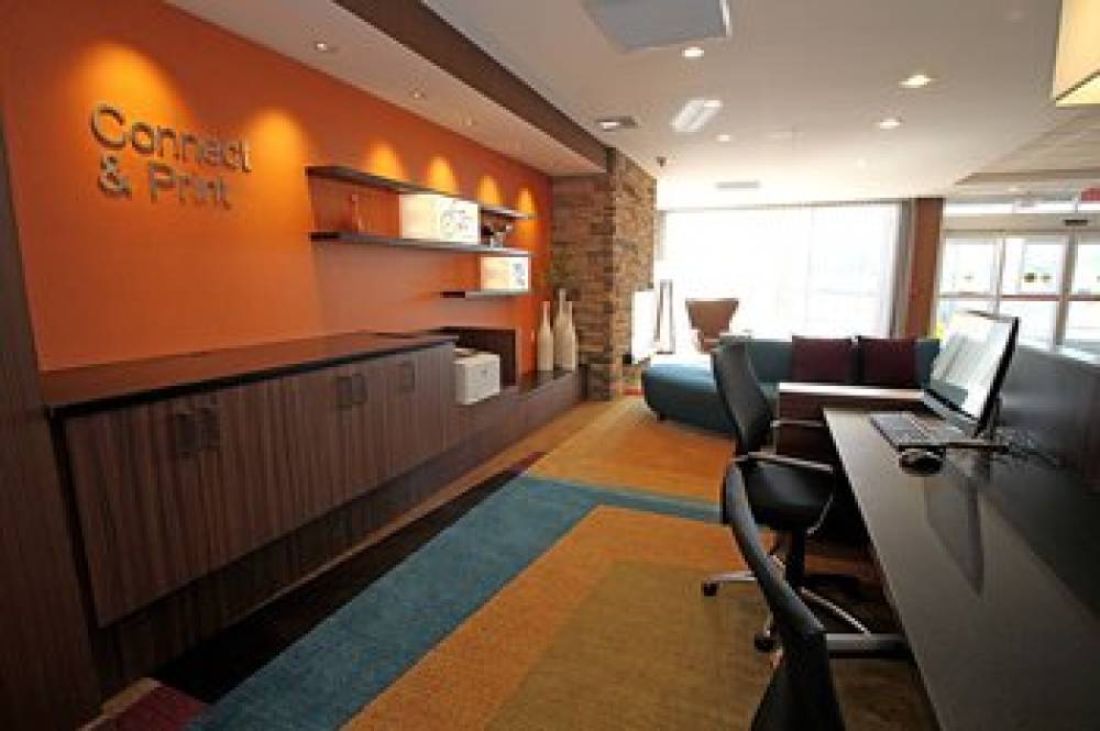 Fairfield Inn And Suites By Marriott London 3