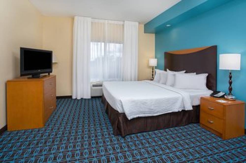 Fairfield Inn And Suites By Marriott Louisville East 7