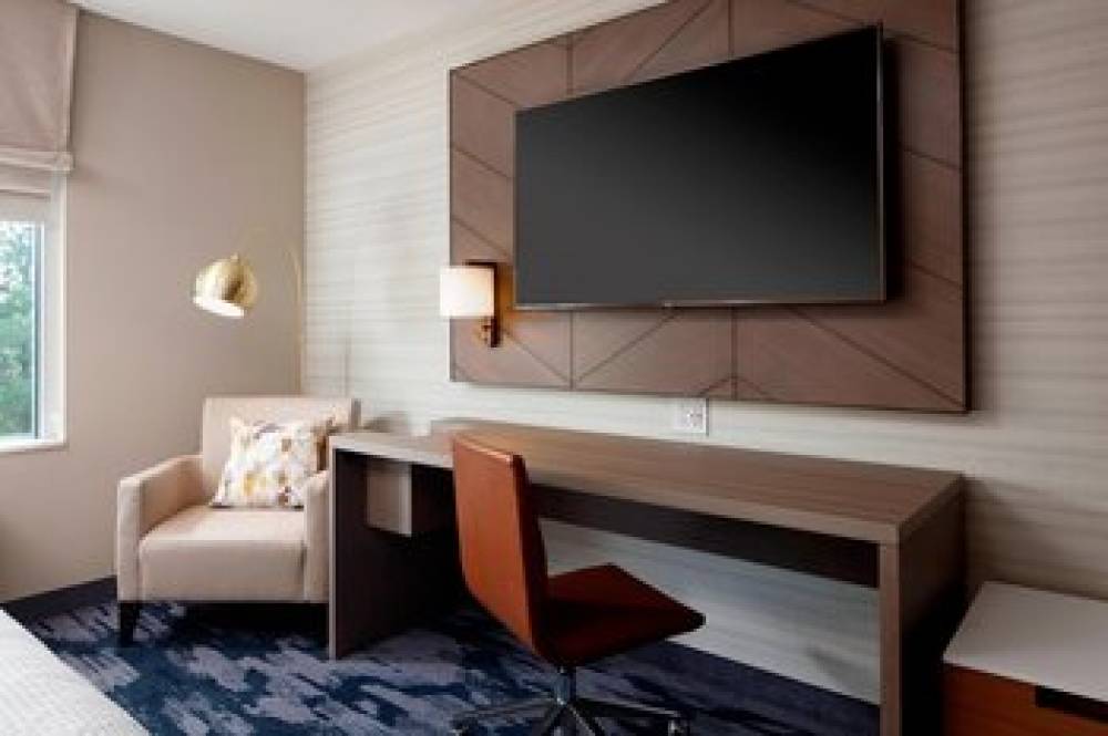 Fairfield Inn And Suites By Marriott Louisville Northeast 8