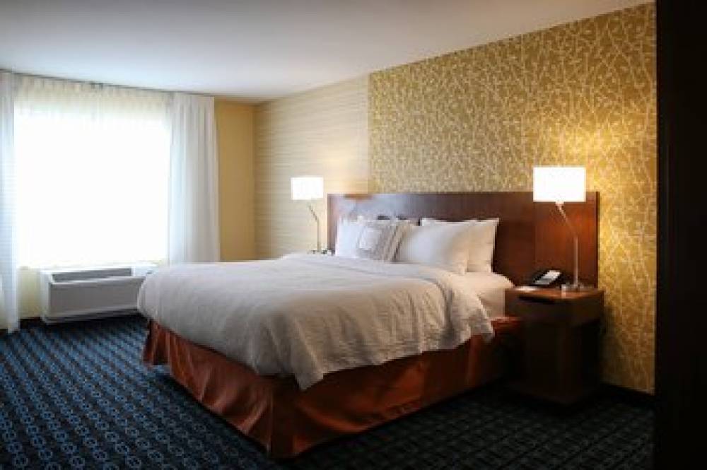 Fairfield Inn And Suites By Marriott Madison Verona 5