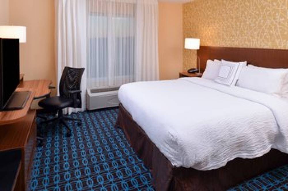 Fairfield Inn And Suites By Marriott Martinsburg 10