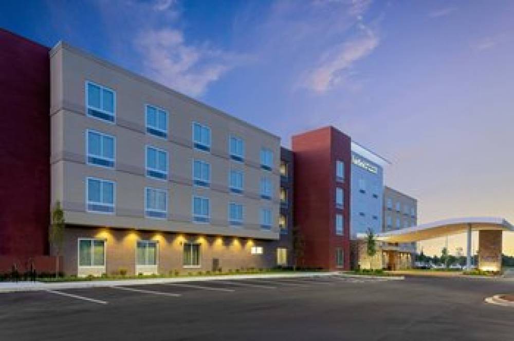 Fairfield Inn And Suites By Marriott Memphis Collierville 2