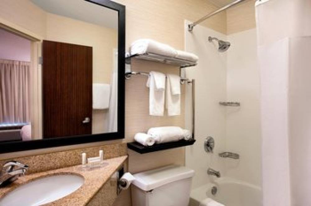 Fairfield Inn And Suites By Marriott Merrillville 7