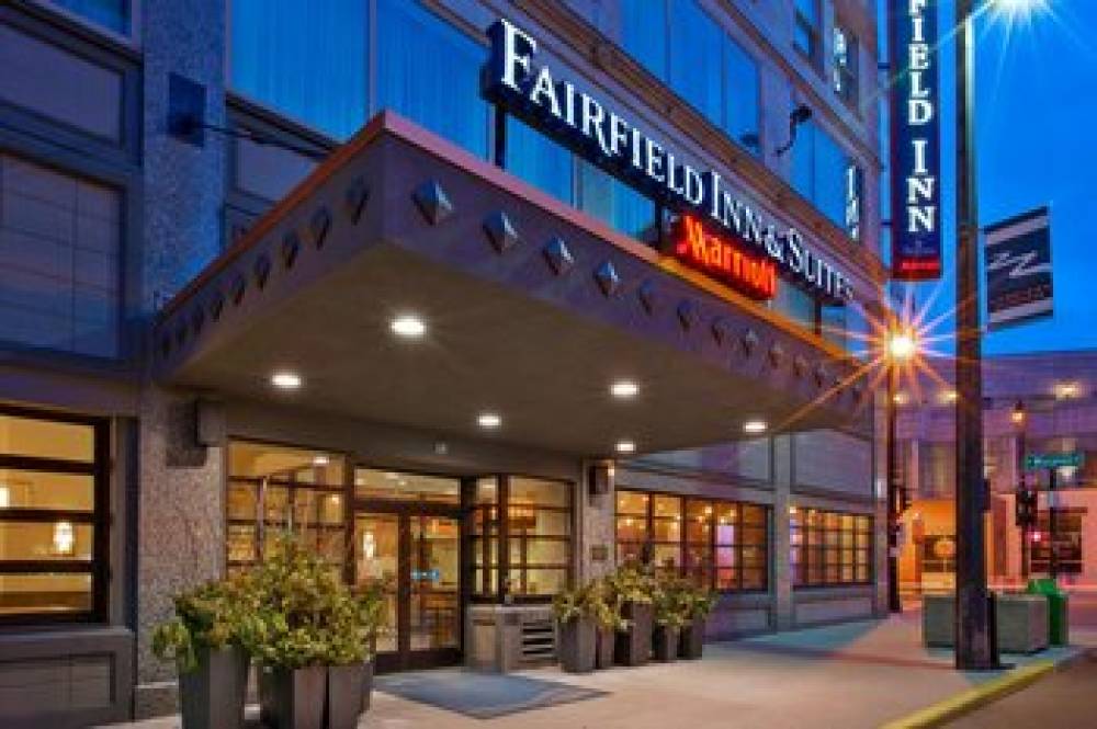 Fairfield Inn And Suites By Marriott Milwaukee Downtown 1