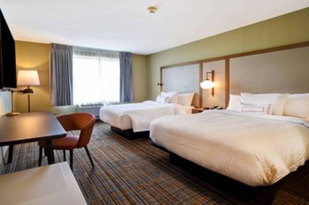 Fairfield Inn And Suites By Marriott Milwaukee North 3