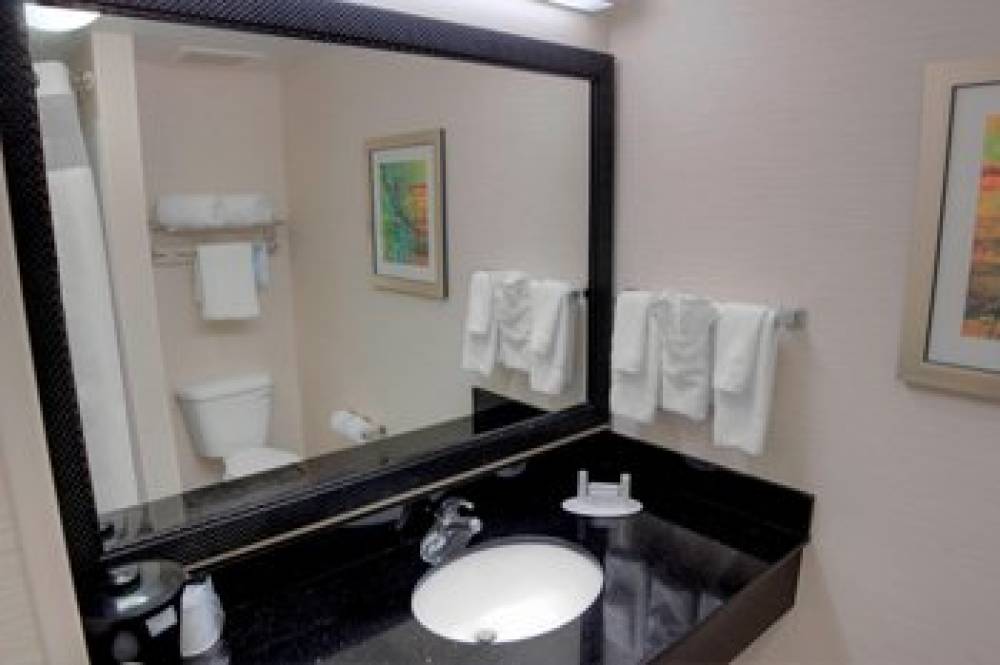 Fairfield Inn And Suites By Marriott Mobile Daphne/Eastern Shore 8