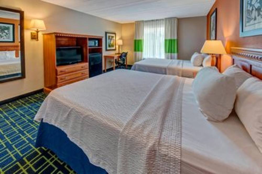 Fairfield Inn And Suites By Marriott Murfreesboro 4