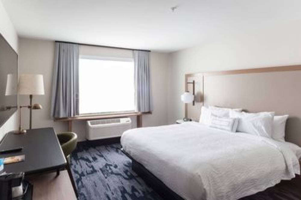 Fairfield Inn And Suites By Marriott Northfield 9