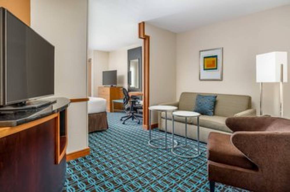 Fairfield Inn And Suites By Marriott Peoria East 8