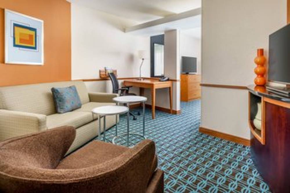 Fairfield Inn And Suites By Marriott Peoria East 10